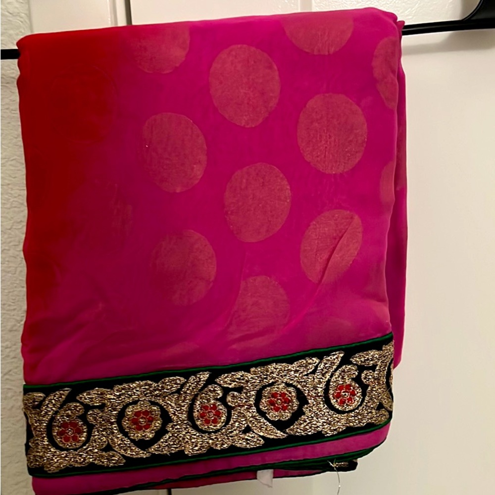 Indian Saree With Stitched Blouse